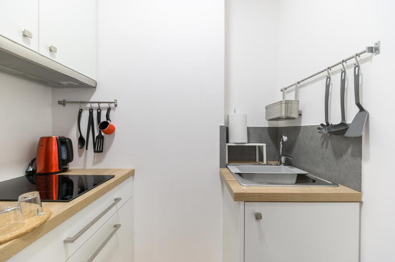 Magnolia City Suite Патра Екстериор снимка