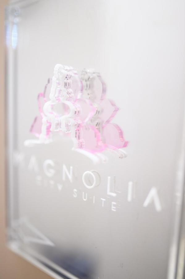 Magnolia City Suite Патра Екстериор снимка