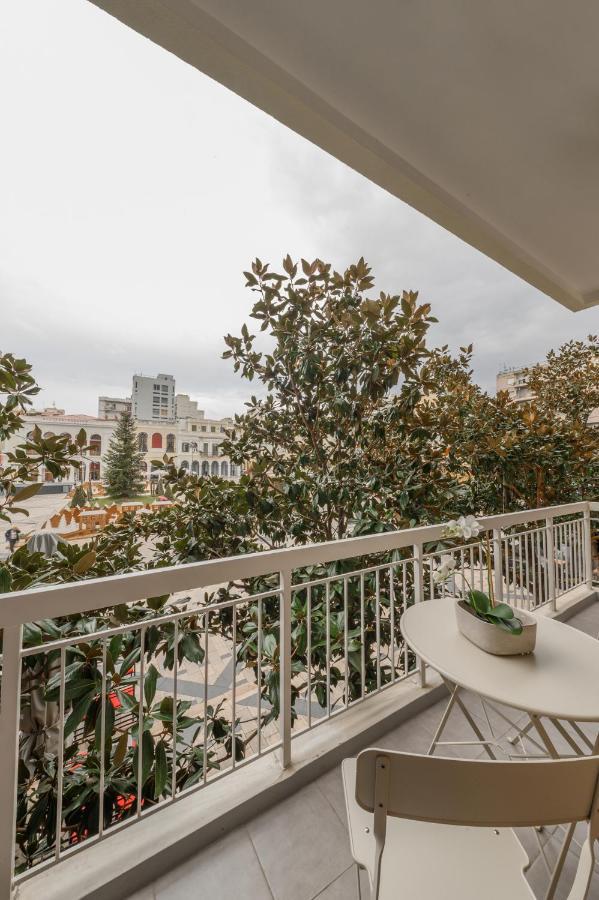 Magnolia City Suite Патра Екстериор снимка