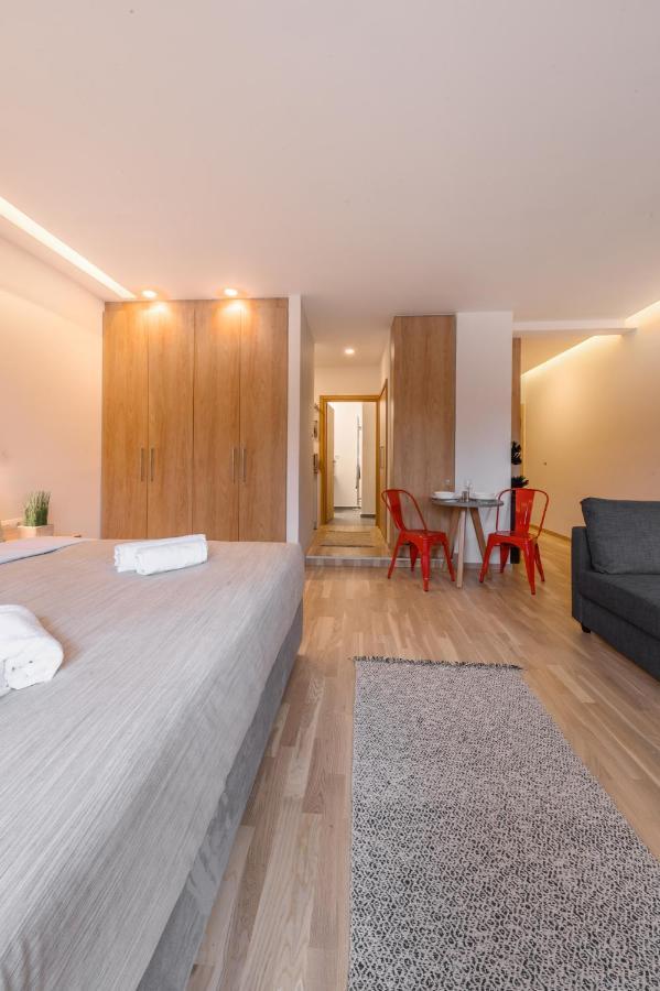 Magnolia City Suite Патра Екстериор снимка